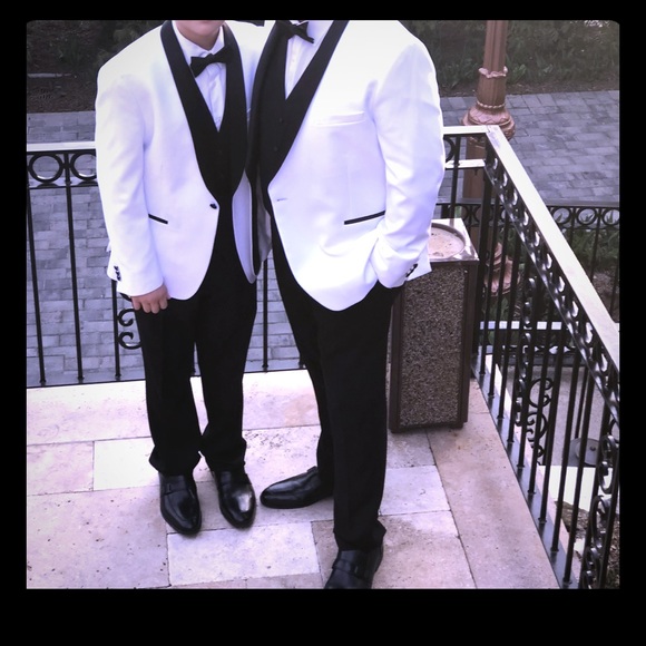 Egara white dinner jacket Clearance
